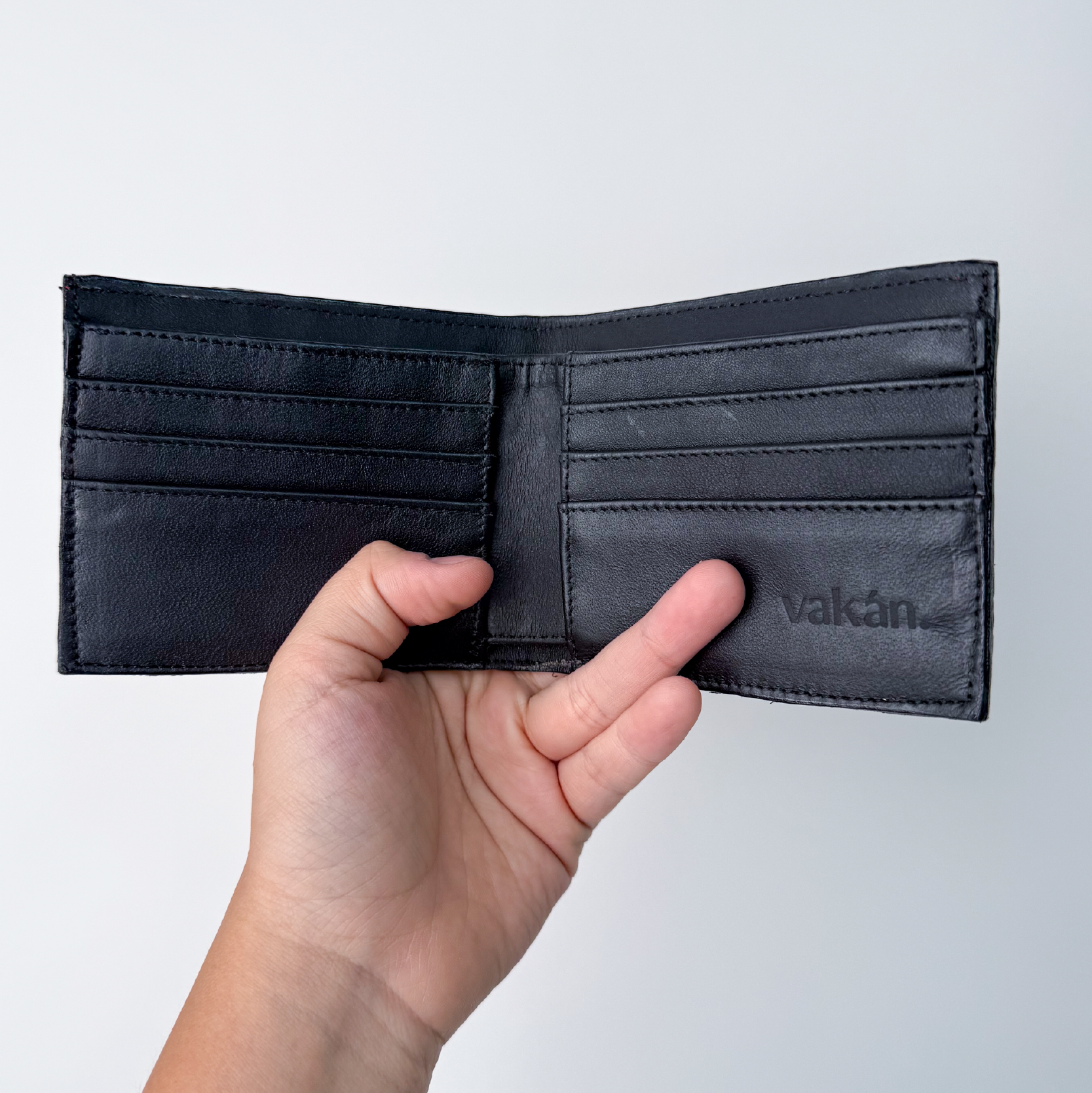 CARTERA EL EXÓTICO ROJO