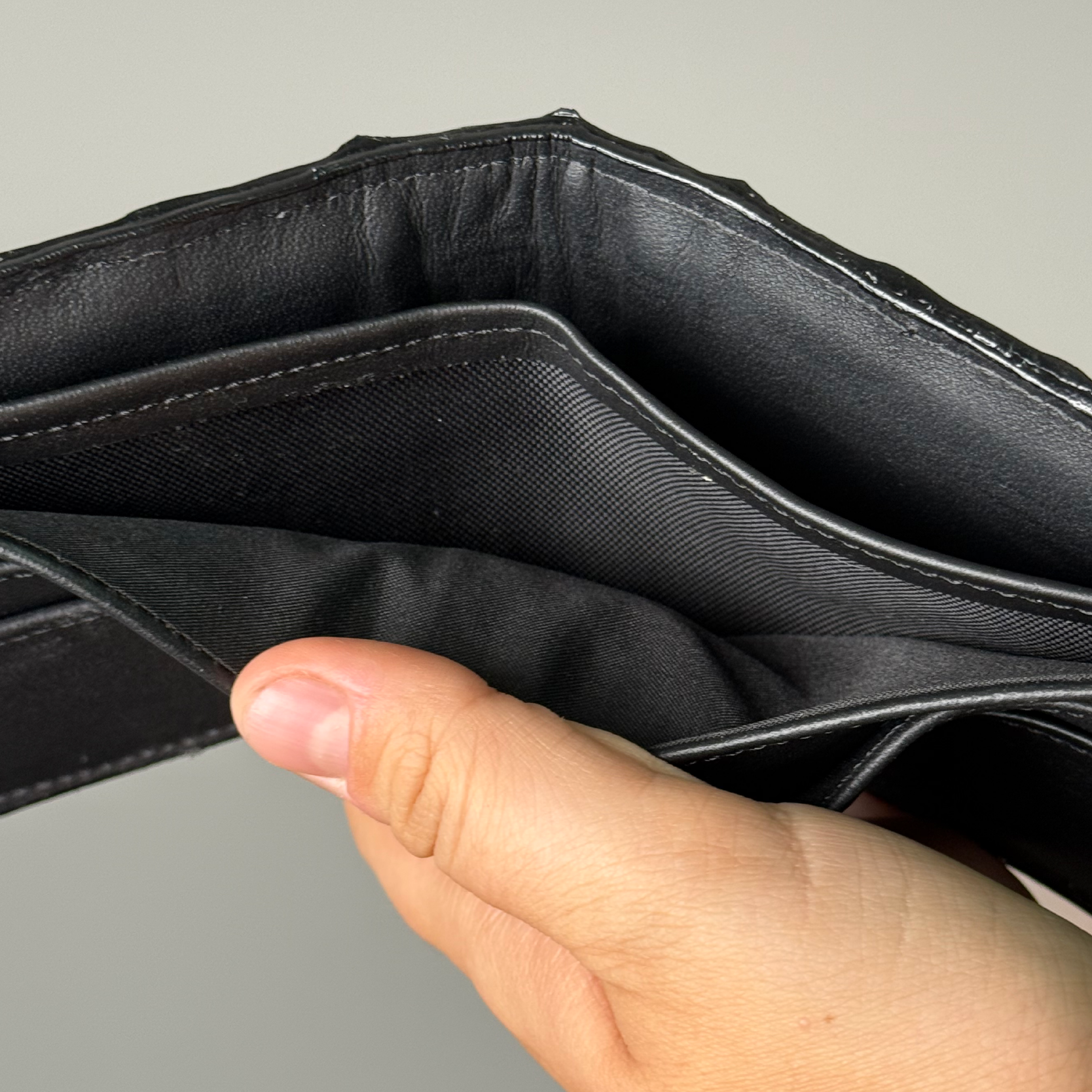 CARTERA EL EXÓTICO BLACK